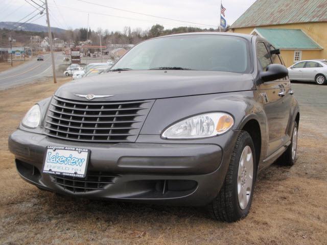Photo of 2004 Chrysler PT Cruiser
