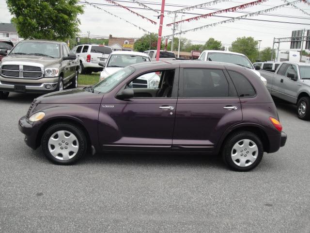 Photo of 2004 Chrysler PT Cruiser