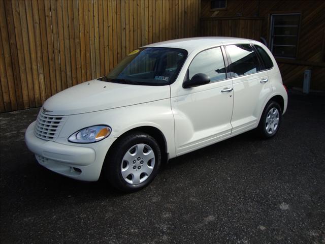 Photo of 2005 Chrysler PT Cruiser