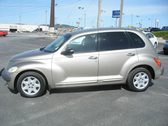 Photo of 2002 Chrysler PT Cruiser