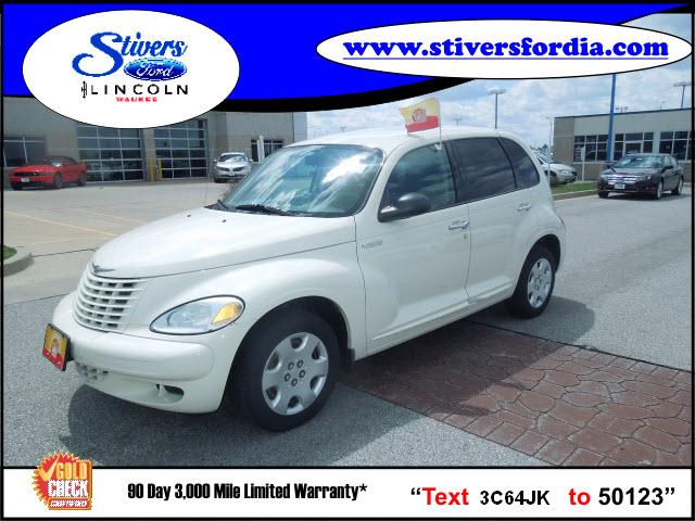 Photo of 2005 Chrysler PT Cruiser