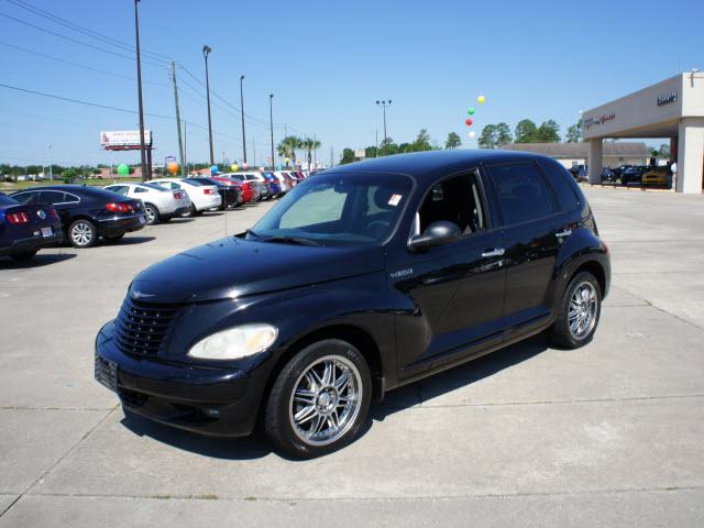 Photo of 2004 Chrysler PT Cruiser