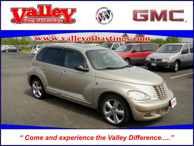 Photo of 2004 Chrysler PT Cruiser