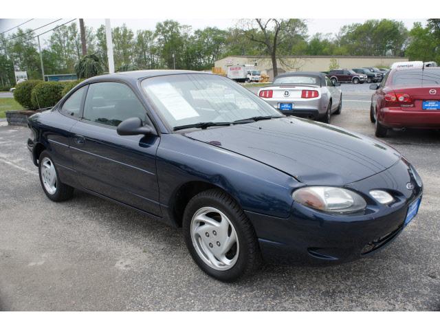 Photo of 2002 Ford Escort