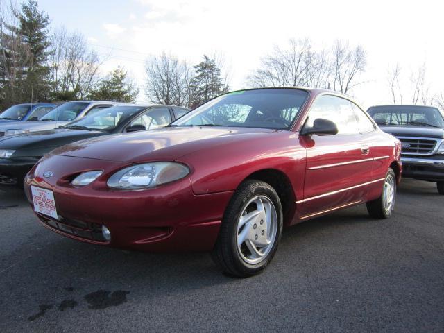 Photo of 2002 Ford Escort