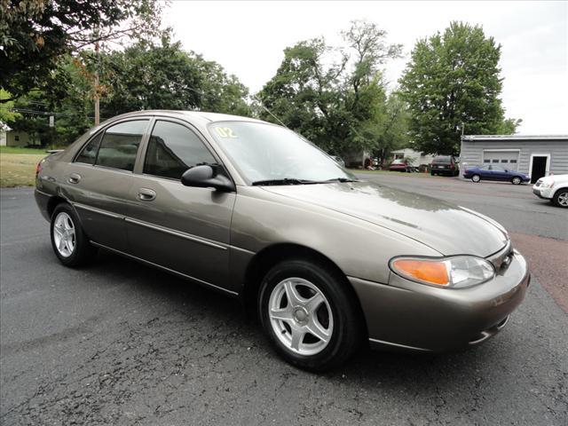 Photo of 2002 Ford Escort