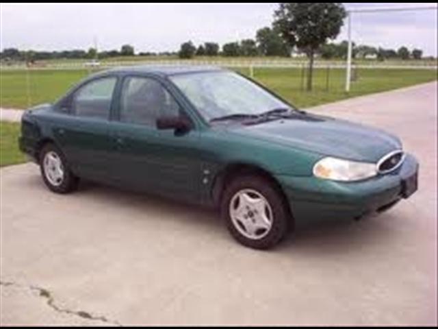 Photo of 2000 Ford Contour