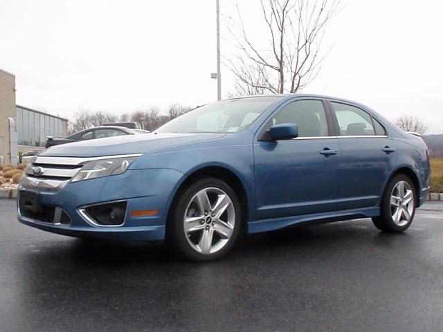 Photo of 2010 Ford Fusion