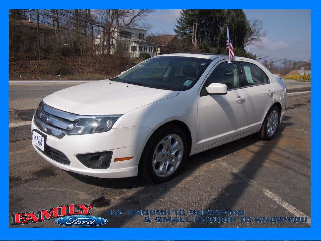 Photo of 2010 Ford Fusion