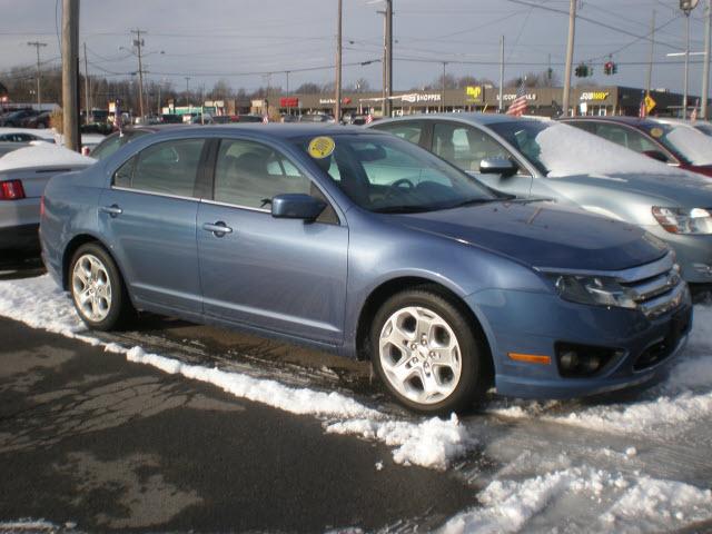Photo of 2010 Ford Fusion