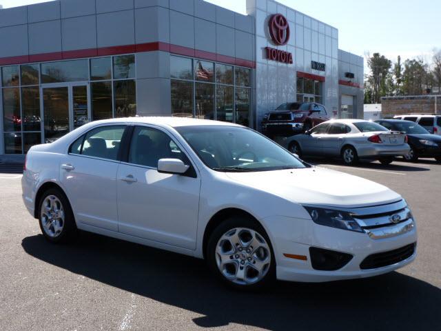 Photo of 2010 Ford Fusion