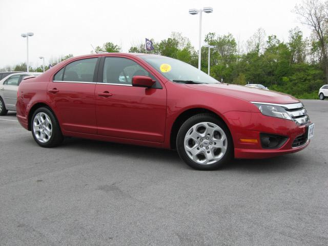 Photo of 2010 Ford Fusion