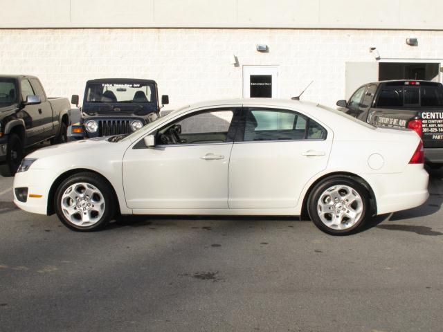 Photo of 2011 Ford Fusion