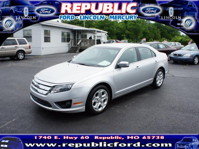 Photo of 2011 Ford Fusion