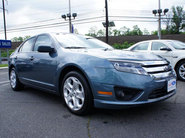Photo of 2011 Ford Fusion