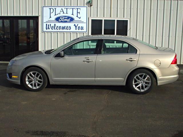 Photo of 2010 Ford Fusion
