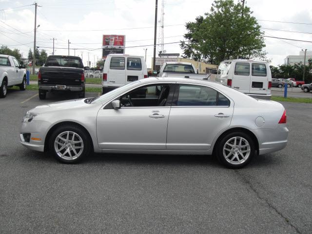 Photo of 2011 Ford Fusion