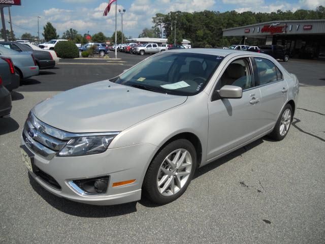 Photo of 2010 Ford Fusion