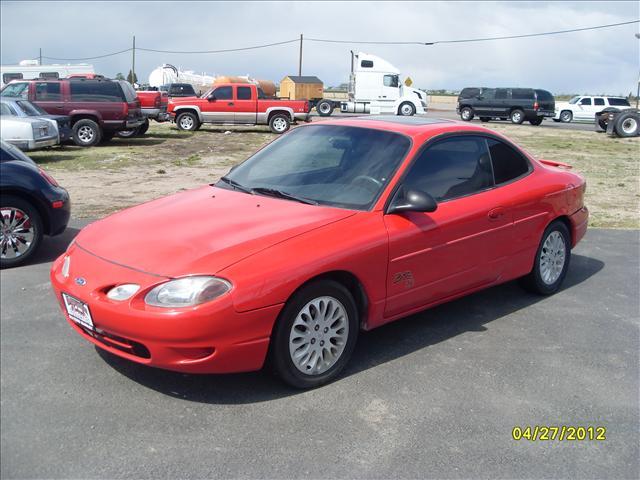 Photo of 2000 Ford Escort