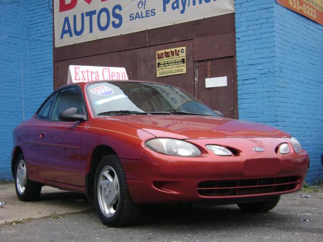 Photo of 2000 Ford Escort