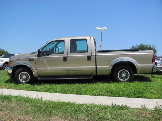 Photo of 2001 Ford F-250