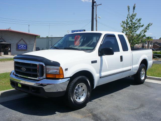 Photo of 2000 Ford F-250 Super Duty