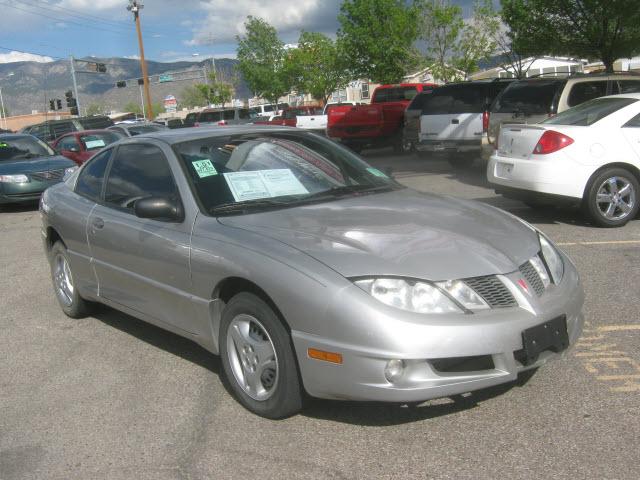 Photo of 2005 Pontiac Sunfire