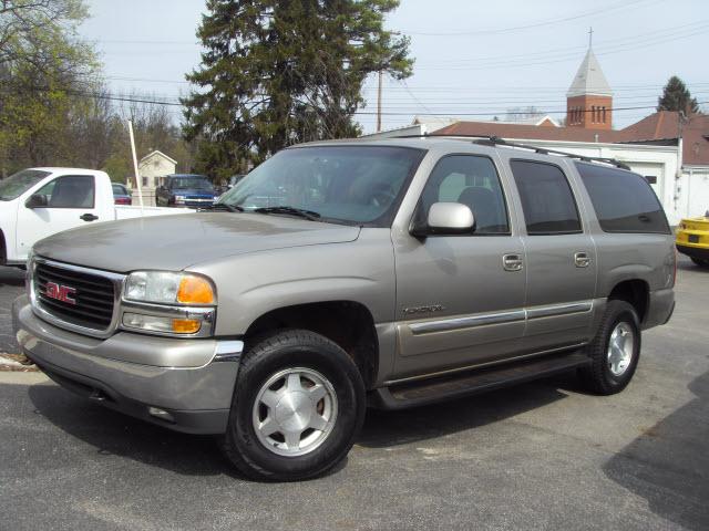 Photo of 2003 GMC Yukon XL