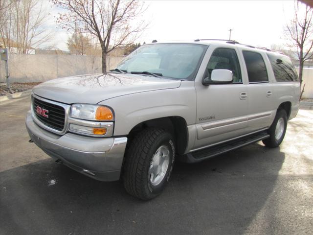 Photo of 2004 GMC Yukon XL
