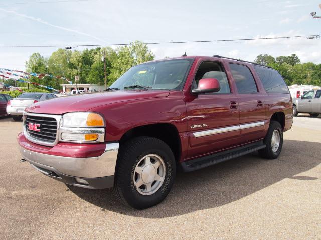 Photo of 2005 GMC Yukon XL