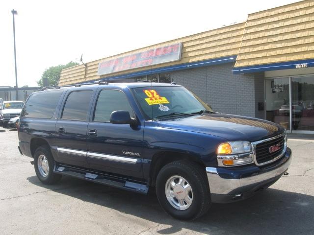 Photo of 2002 GMC Yukon XL
