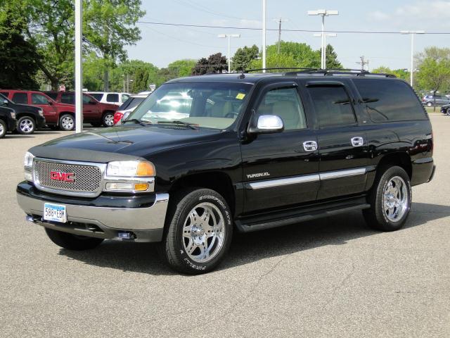 Photo of 2002 GMC Yukon XL