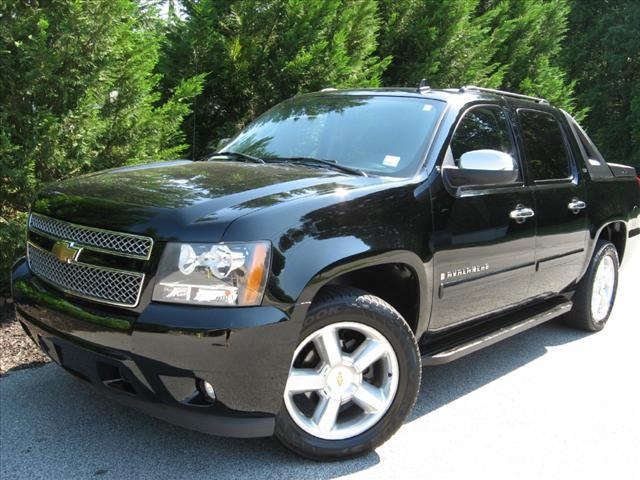 Photo of 2008 Chevrolet Avalanche