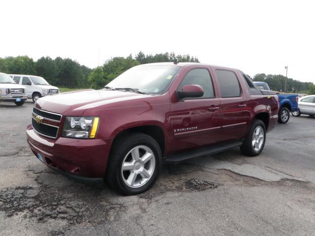 Photo of 2008 Chevrolet Avalanche