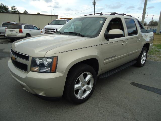 Photo of 2007 Chevrolet Avalanche