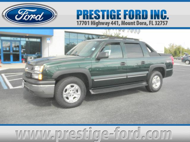 Photo of 2004 Chevrolet Avalanche
