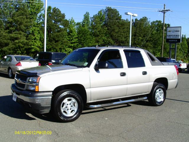 Photo of 2006 Chevrolet Avalanche