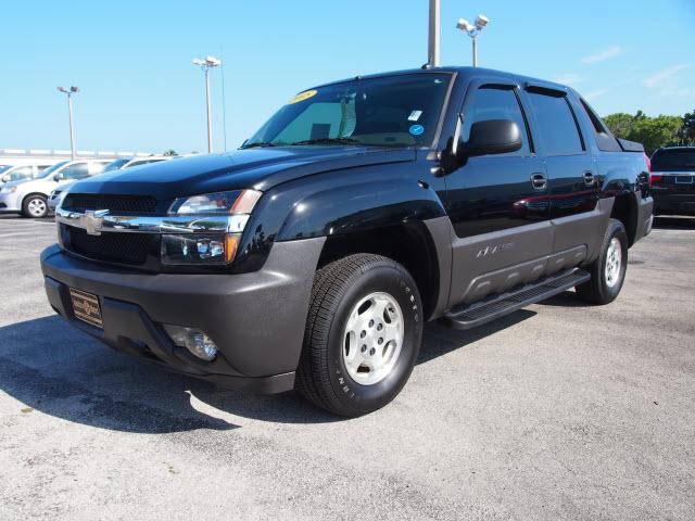 Photo of 2005 Chevrolet Avalanche