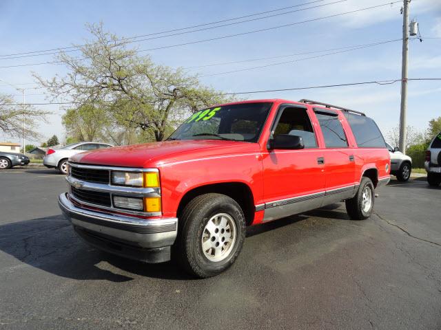 Photo of 1997 Chevrolet Suburban 1500