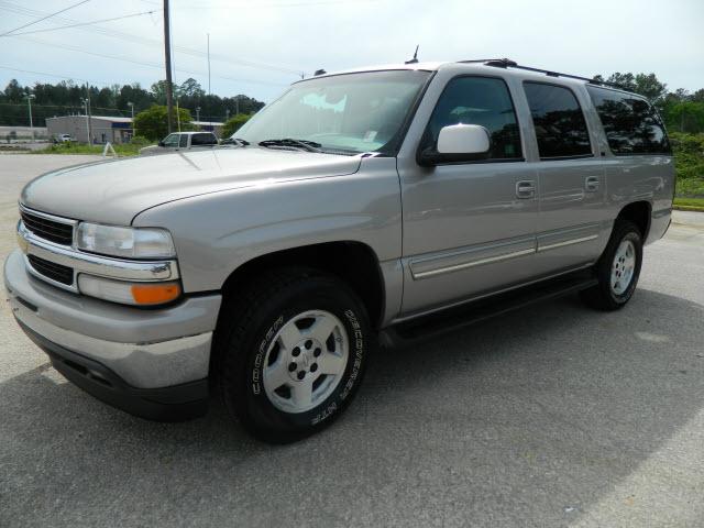 Photo of 2005 Chevrolet Suburban 1500
