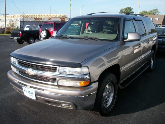 Photo of 2003 Chevrolet Suburban 1500