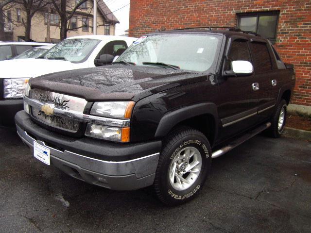 Photo of 2004 Chevrolet Avalanche