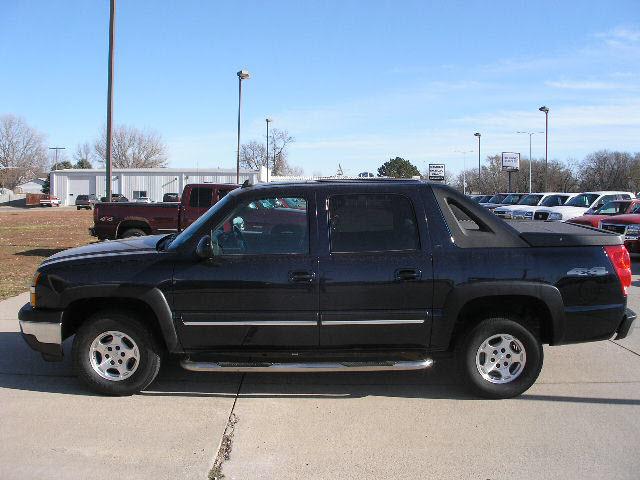 Photo of 2006 Chevrolet Avalanche