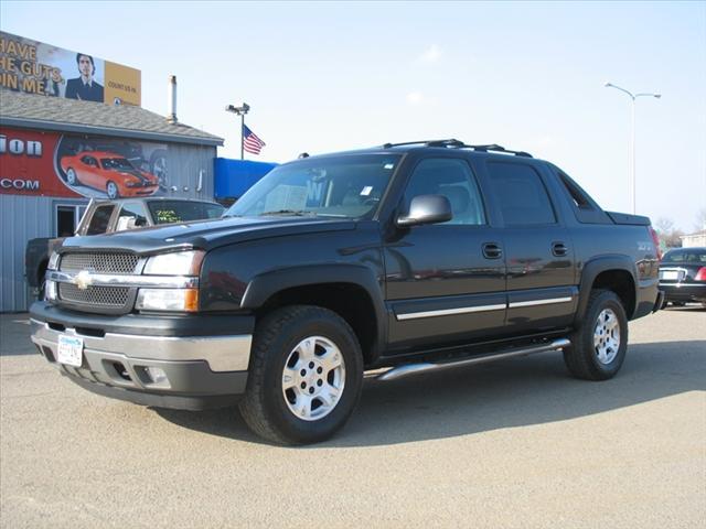 Photo of 2005 Chevrolet Avalanche