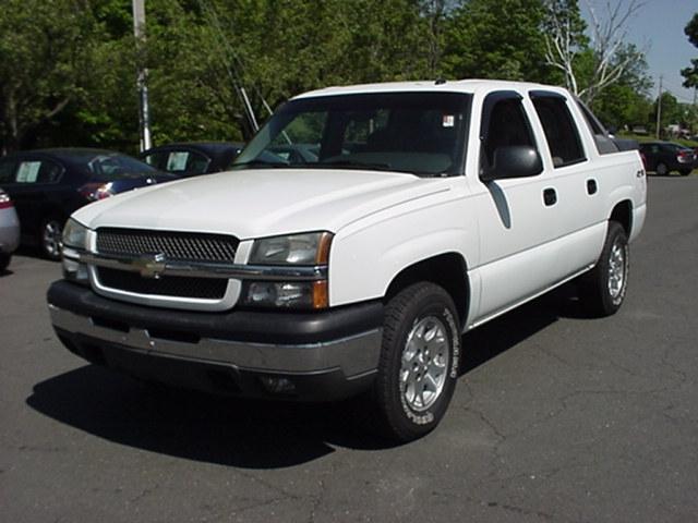 Photo of 2005 Chevrolet Avalanche