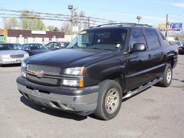 Photo of 2005 Chevrolet Avalanche
