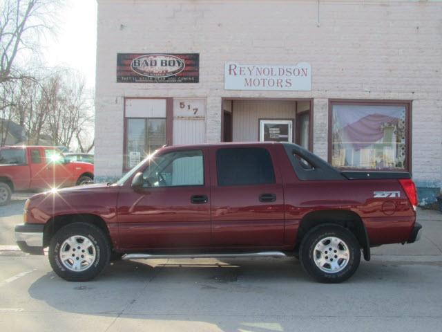 Photo of 2005 Chevrolet Avalanche