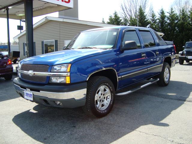 Photo of 2003 Chevrolet Avalanche