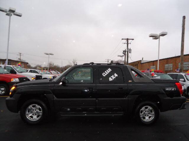 Photo of 2003 Chevrolet Avalanche