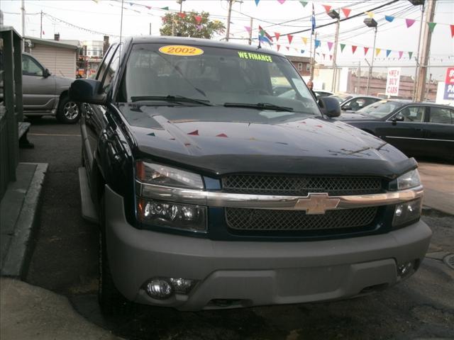 Photo of 2002 Chevrolet Avalanche